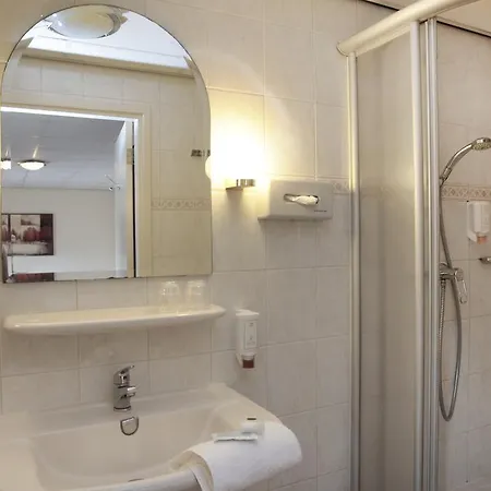 Parkhotel فندق بيرشِن