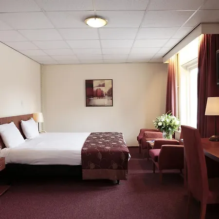 Parkhotel فندق
