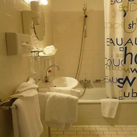 فندق Parkhotel 4*