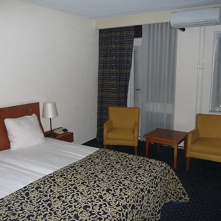 Parkhotel فندق