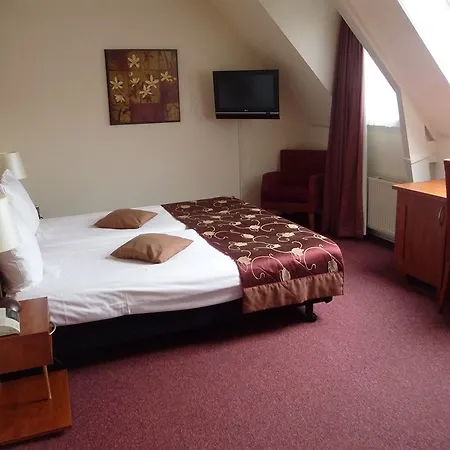 Parkhotel فندق بيرشِن